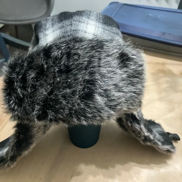 Unisex Winter Trapper Hat - Picture 3 of 8